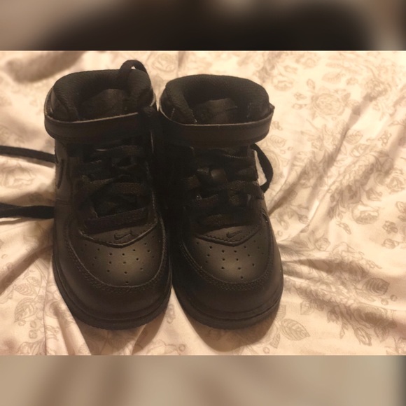 black air force ones for toddlers